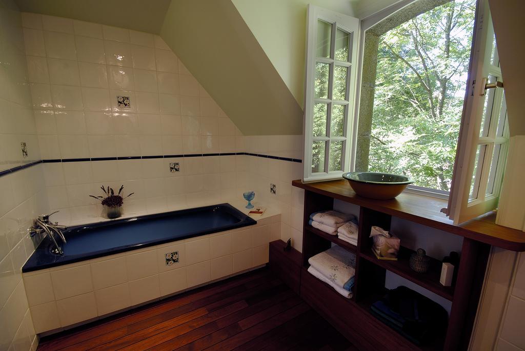 Bed and Breakfast La Grande Sauvagere Saint-Pierre-de-Plesguen Номер фото