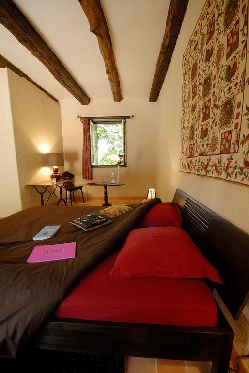 Bed and Breakfast La Grande Sauvagere Saint-Pierre-de-Plesguen Номер фото